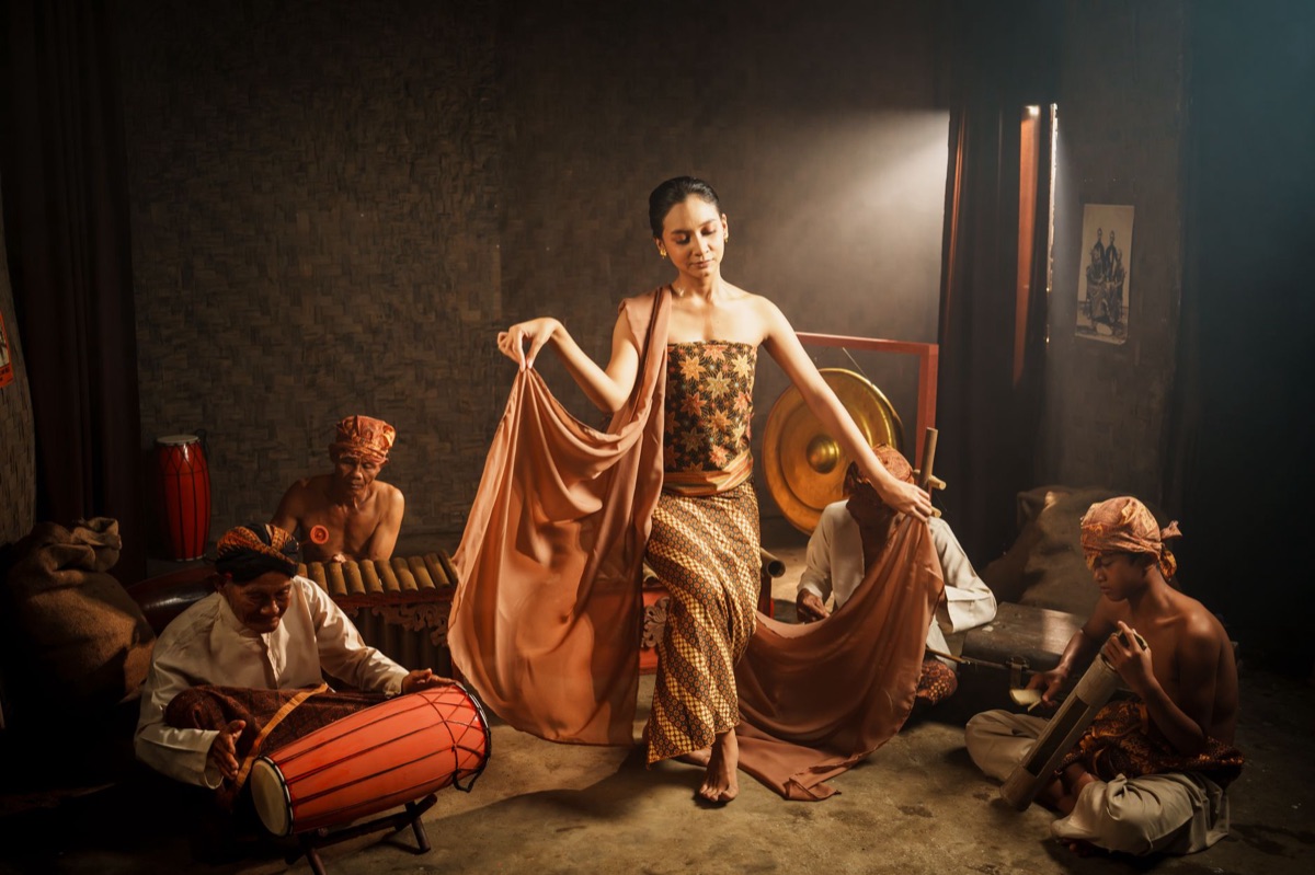 Traditional Okinawan Dance and Modern Jazz Ensemble