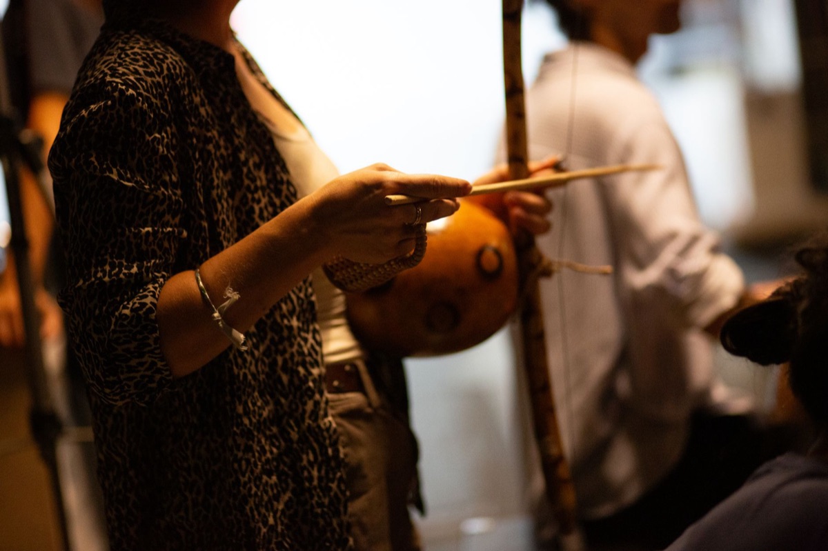 performance music tradizionale e moderna in Okinawa