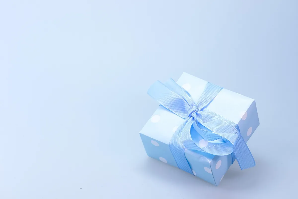 gift, parcel, surprise, ribbon, christmas, christmas party, packaging, date of birth, package, give a gift, present, wrapped up, packed up, gift wrapping, gift,